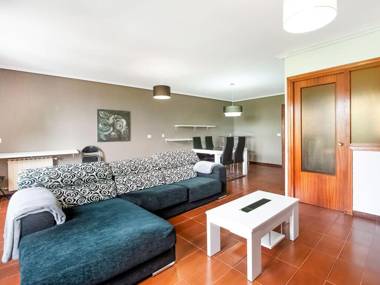 Hillview Holiday Home in Laguardia with Terrace