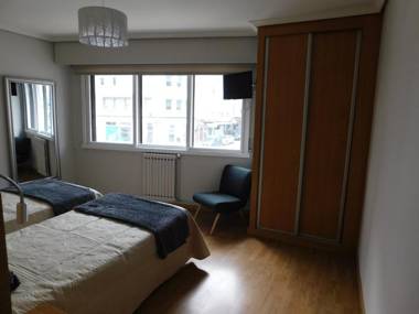 Hostal Crisol X Liste Station