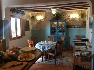 Los Cuatro Vientos B&B