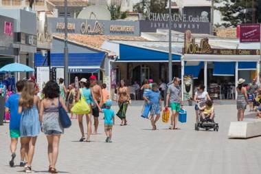 Stylish townhouse - RESORT facilities
