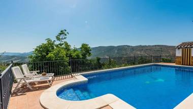 Casa Rufino Iznajar by Ruralidays