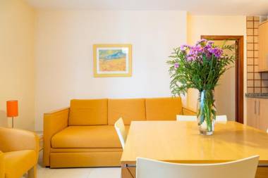 Apartamentos Los Arces