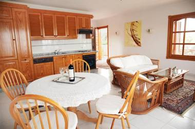 Direkt-am-Meer-finca-la-punta-Atlantico-mit-herrlicher-Terrasse