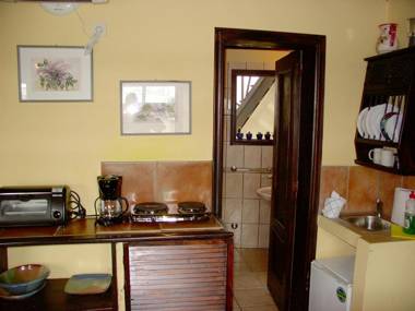 Small studio 15m for young people with sea view