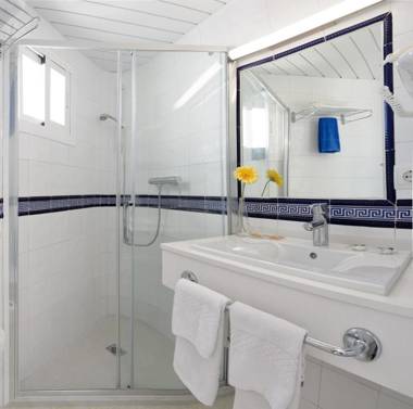 Hotel Cenit & Apts. Sol y Viento