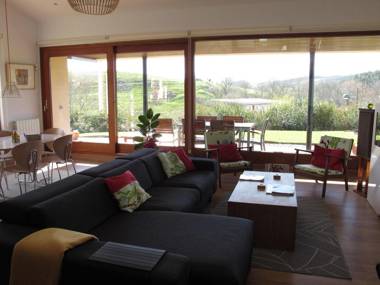 Welcoming Holiday Home in Villaverde de Pontones with Garden