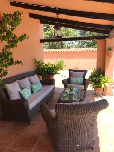 3 bedrooms villa with private pool and wifi at Hornachuelos