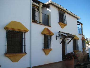 3 bedrooms house with shared pool and wifi at Hornachuelos