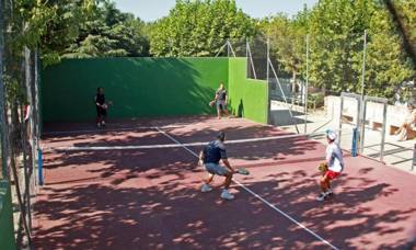 Apartamentos Rurales La Platea