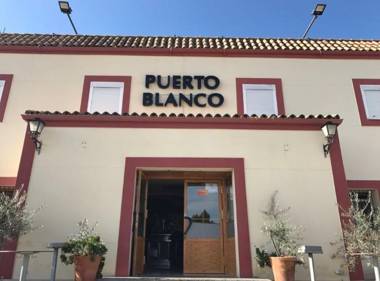 Hostal Restaurante Puerto Blanco