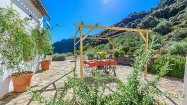 Casa Los Cerezos Grazalema by Ruralidays