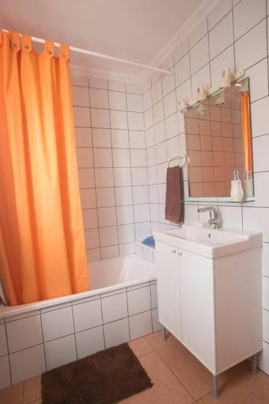 Apartamento con ascensor en primera línea