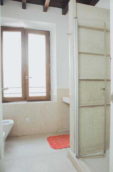 Aqua Granada Inn Apartments