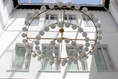 BiBo Suites Oro del Darro