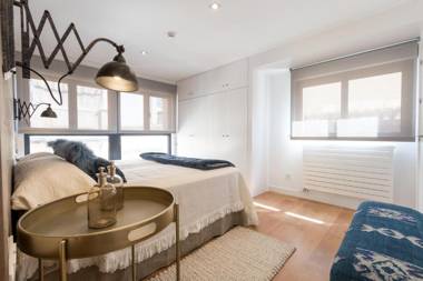 Chezmoihomes Plaza Nueva Luxury