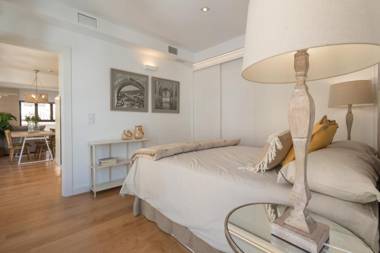 Chezmoihomes Plaza Nueva Premium