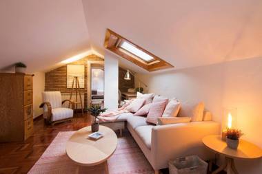 Chezmoihomes Alhambra Penthouse