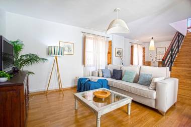 Genteel Home Piedra Santa