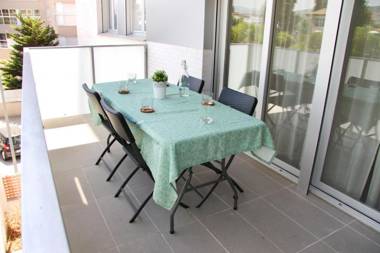 Ciencias Forum Apartment by A3Rentals