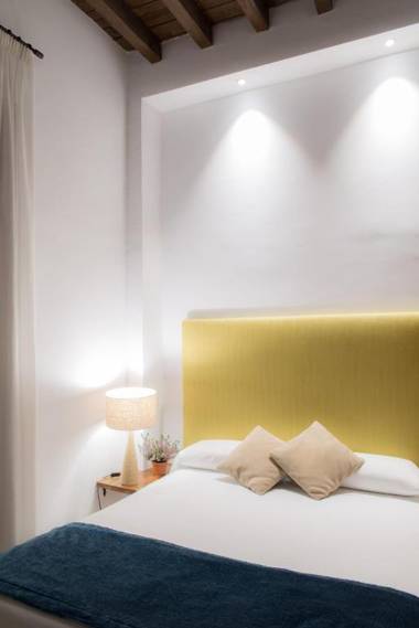 Suites Campo del Príncipe