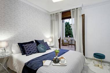 Chezmoihomes Alhambra Penthouse 2 private terraces