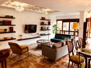 tuGuest Gran Via 42 Apartment