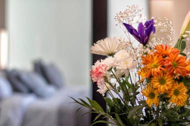 Chezmoihomes Luxury Alhambra Penthouse Collection