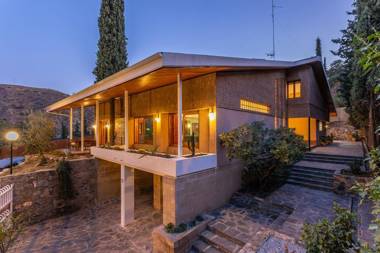 Genteel Home Casa del Cadí