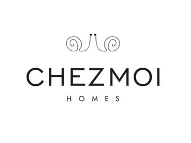 Chezmoihomes Town hall apartment