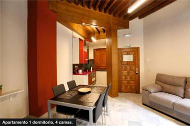 Apartamentos Reyes Católicos