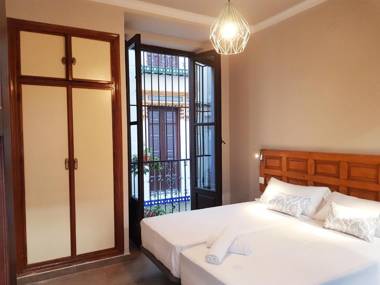 Apartamentos Alhambra Granada 3000