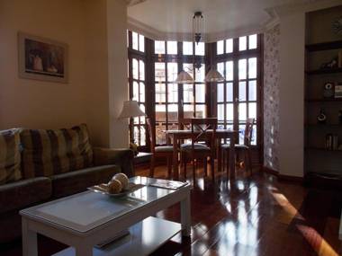 Jasjosé Begoña - Frente al Parque de Begoña