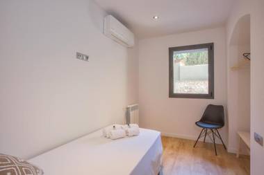 Flateli Plaça Catalunya 1-2