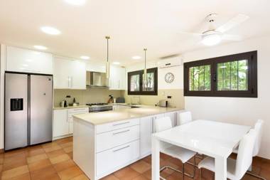 Olala Gava Beach Villa