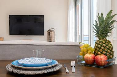 Ocean view apartment renovated