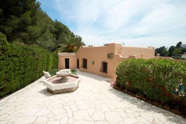 Chrisuli - well furnished villa with panoramic views in Moraira
