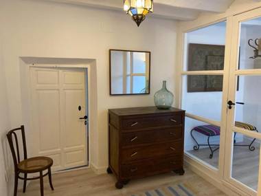 Astarte House 12 pax