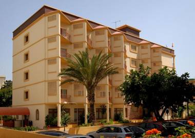 Hotel Monarque Cendrillón