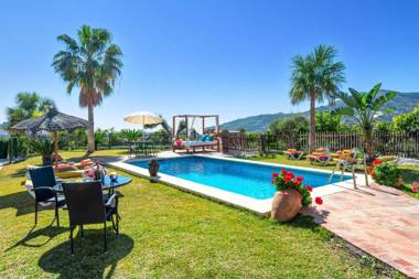 Villa Paraiso by Villa Plus