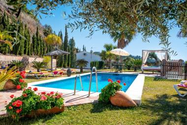 Villa Paraiso by Villa Plus