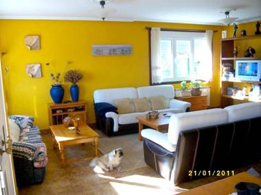 8 bedrooms house at Foz 400 m away from the beach with sea view jacuzzi and enclosed garden