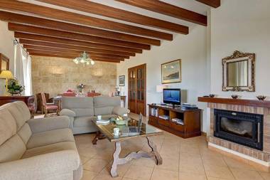 Villa Deu Quarterades