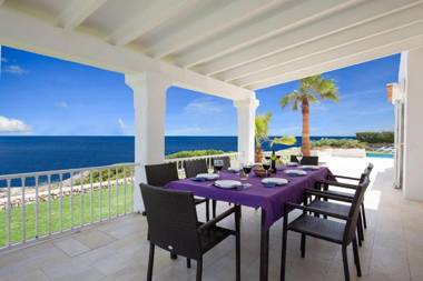 Villa S'Algar by Villa Plus