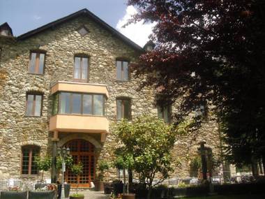 Hostal Vall D'Aneu by Arcas & Sambola