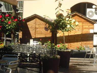 Hostal Vall D'Aneu by Arcas & Sambola