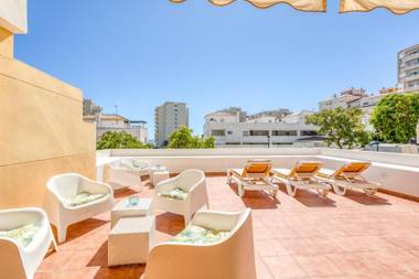 Modern Apartment with Amazing Terrace (PA 2-1)