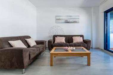 Vista Africa Beach Apartment by Dahlia Group