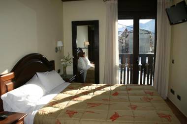 Apartamentos Les Picardes