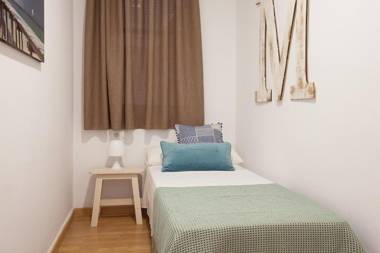 Click&Flat Europa Fira Apartments