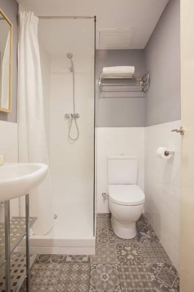 Click&Flat Europa Fira Apartments